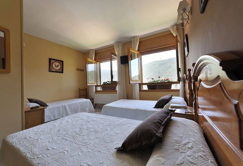 Номер Стандарт Трехместный, Miralmundo Alojamientos Rurales Ayna  Hostal Rural