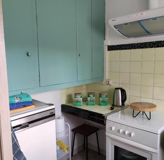 דירת שני חדרים, Casa Albano