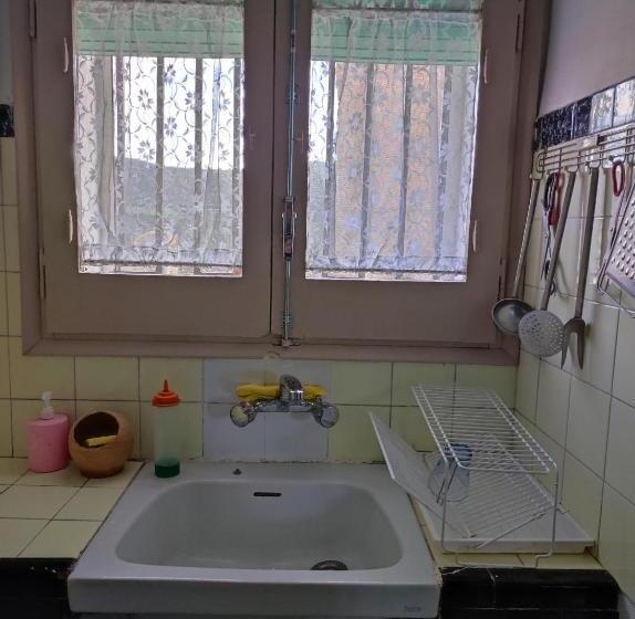 דירת שני חדרים, Casa Albano