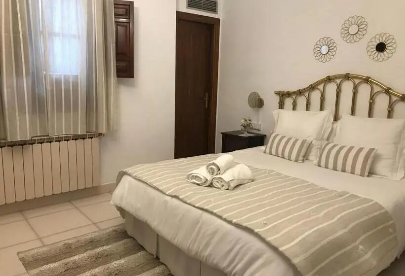 اتاق لوکس, Casa Longa