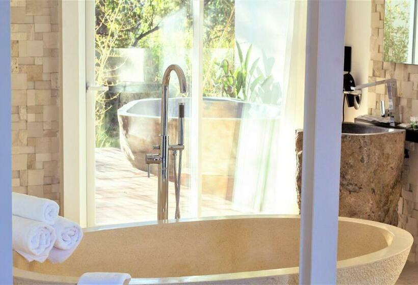 オーシャンビューデラックスルーム, Botaniq Hotel Boutique