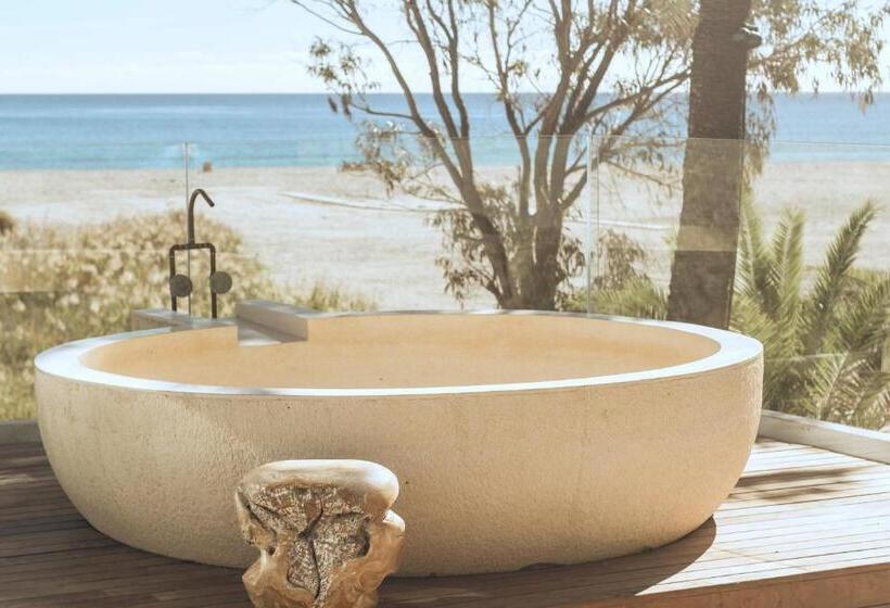 デラックスルーム, Botaniq Hotel Boutique