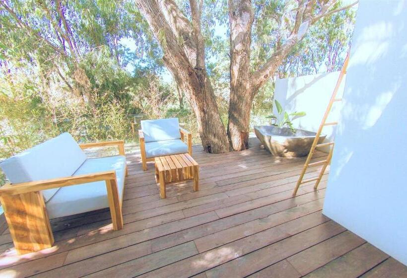 テラス付きスタンダードルーム, Botaniq Hotel Boutique