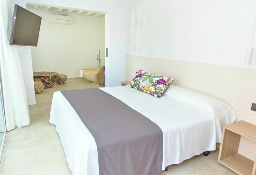 ガーデンビューデラックスルーム, Botaniq Hotel Boutique