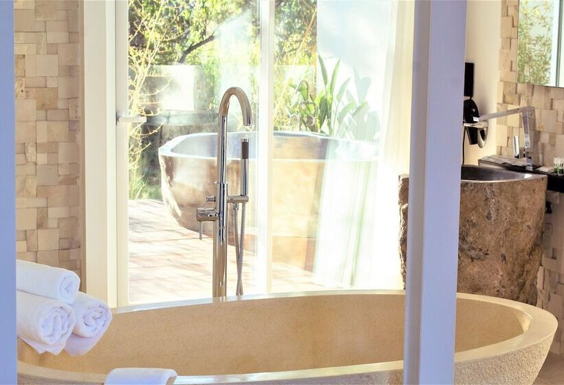 オーシャンビューデラックスルーム, Botaniq Hotel Boutique