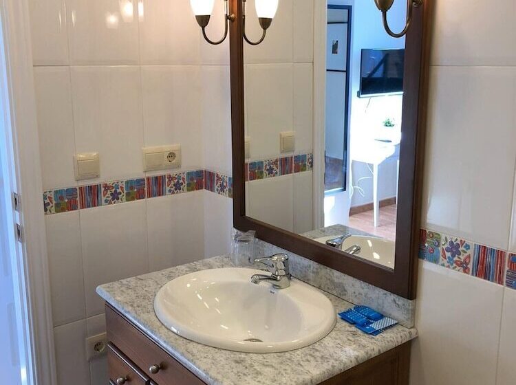 장애인을 위한 스탠다드 룸, La Muralla