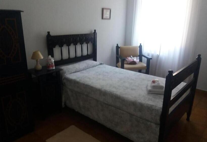 غرفة قياسية فردية, Balneario Casa Pallotti