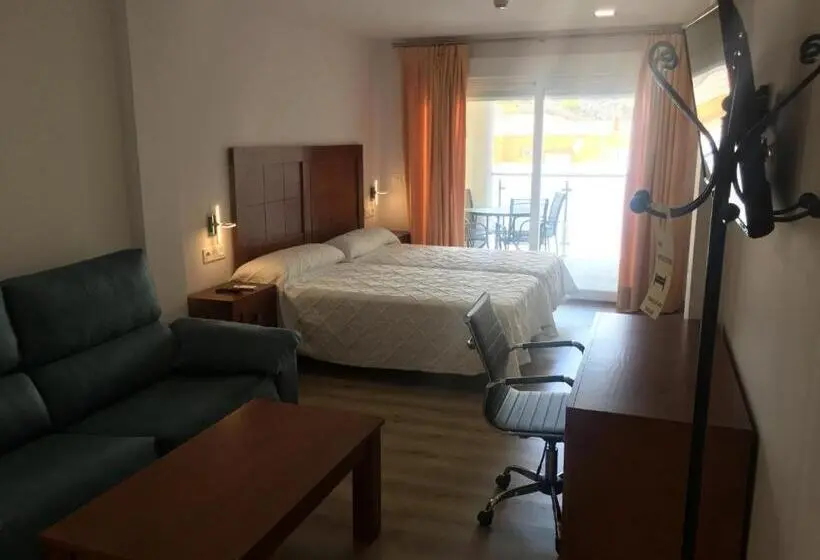 テラス付きスタンダードルーム, Hostal   Restaurante Playa Azul