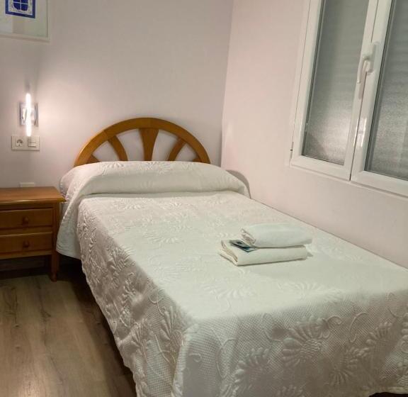 싱글 기본룸, Hostal Restaurante Playa Azul