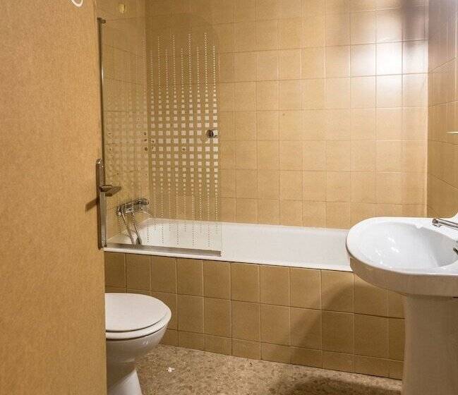 חדר סטנדרד יחיד חדר אמבטיה משותף, Hostal Sant Miquel