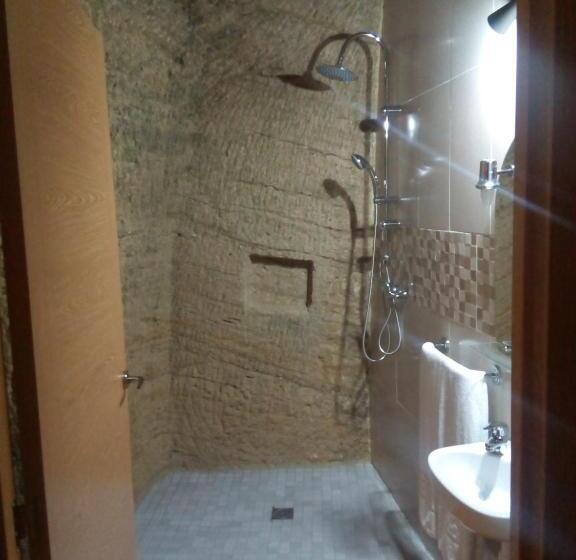 身障者適用キングサイズベッドルーム, Hostal Batato