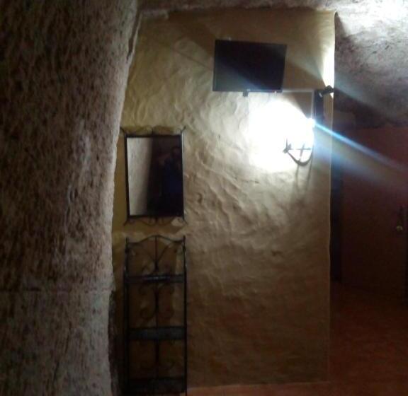 身障者適用キングサイズベッドルーム, Hostal Batato