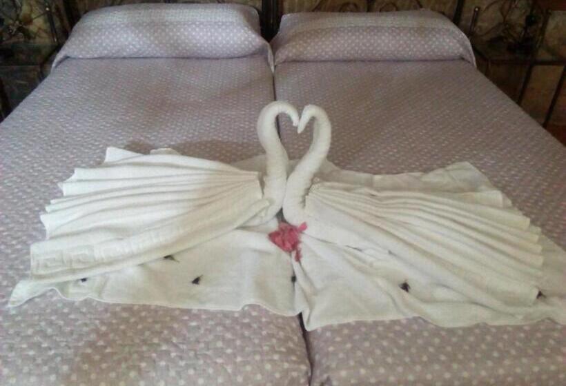 身障者適用キングサイズベッドルーム, Hostal Batato