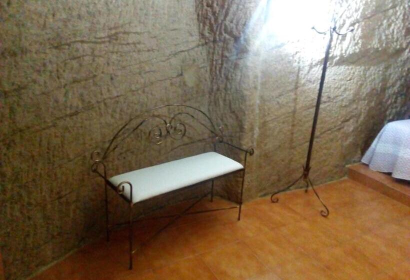 身障者適用キングサイズベッドルーム, Hostal Batato