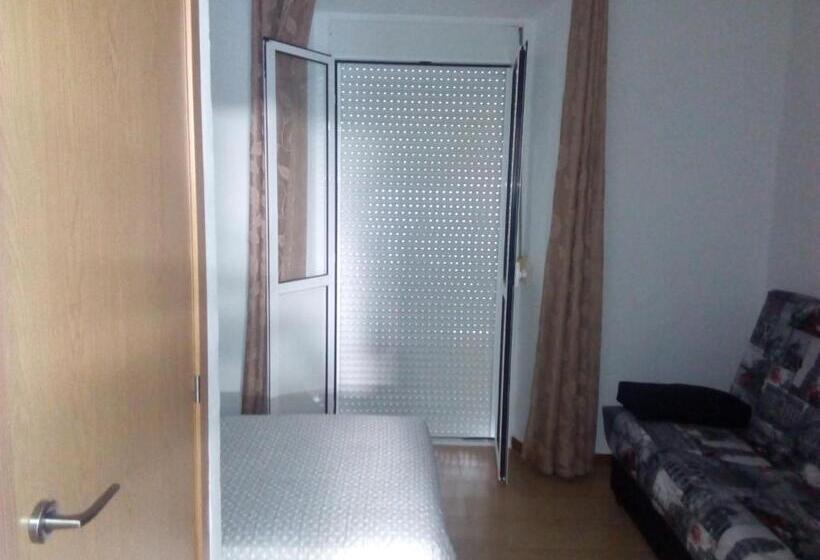 اتاق استاندارد یک تخته با بالکن, Hostal Batato