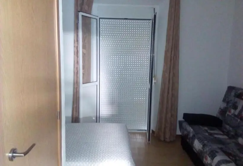 اتاق استاندارد یک تخته با بالکن, Hostal Batato