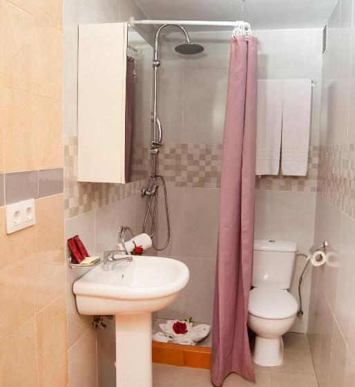 バルコニー付きシングルスタンダードルーム, Hostal Batato