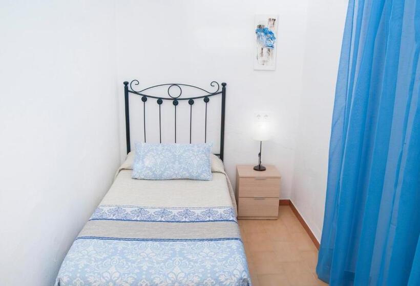اتاق استاندارد یک تخته با بالکن, Hostal Batato