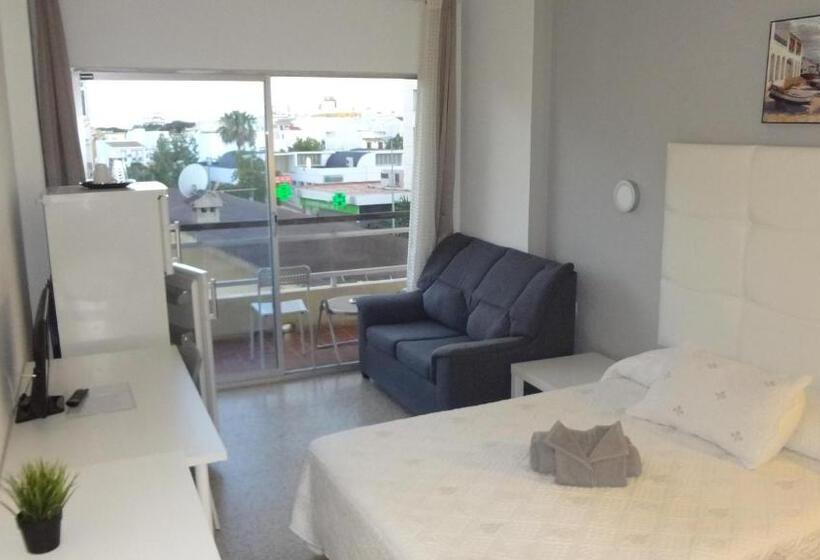 חדר סטנדרט, Carlos I