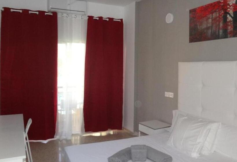 חדר דלוקס עם מרפסת, Carlos I