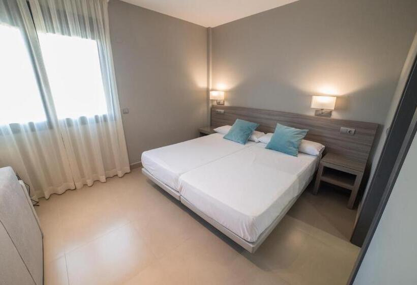 استودیوی استاندارد, Miguel Sanchez