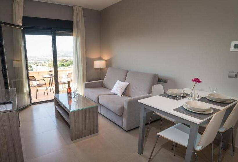 آپارتمان 1 خوابه با تراس, Miguel Sanchez