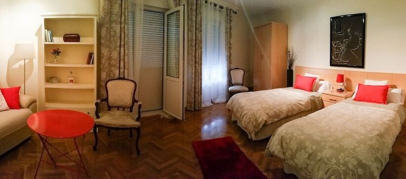 اتاق استاندارد با سرویس بهداشتی مشترک, Pension Ostadar