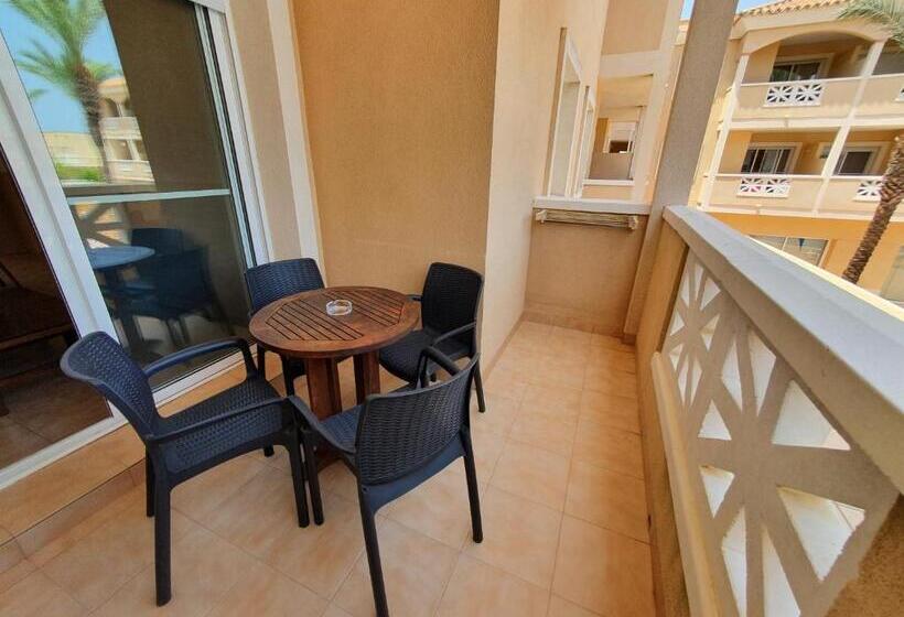 Номер Стандарт с Балконом, Apartaments Las Dunas