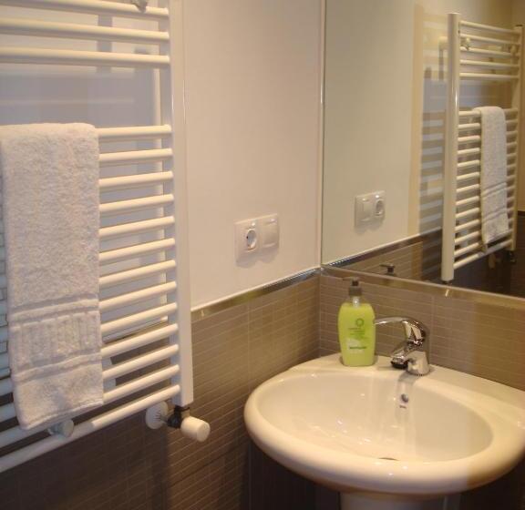 غرفة قياسية حمام مشترك, Pensión A Solaina