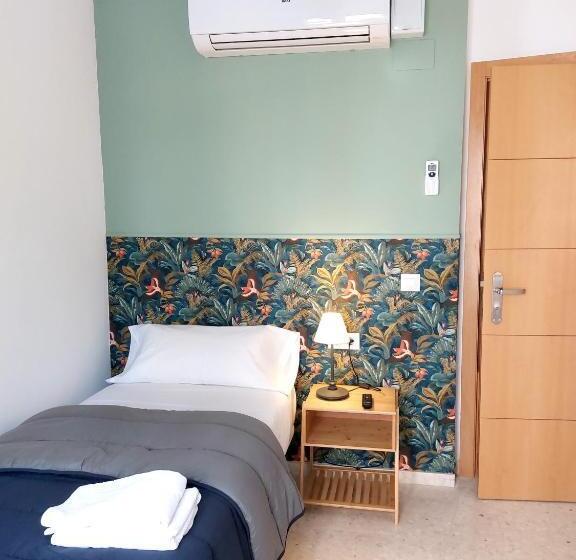 اتاق استاندارد یک تخته با سرویس بهداشتی مشترک, Habitaciones Barra89