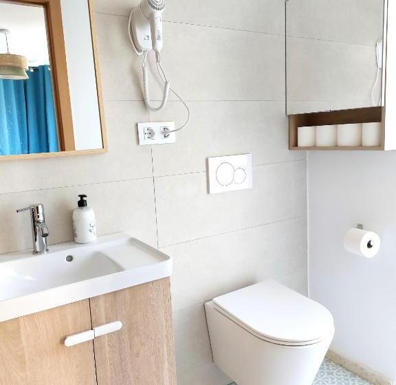 اتاق استاندارد سه نفره, Habitaciones Barra89