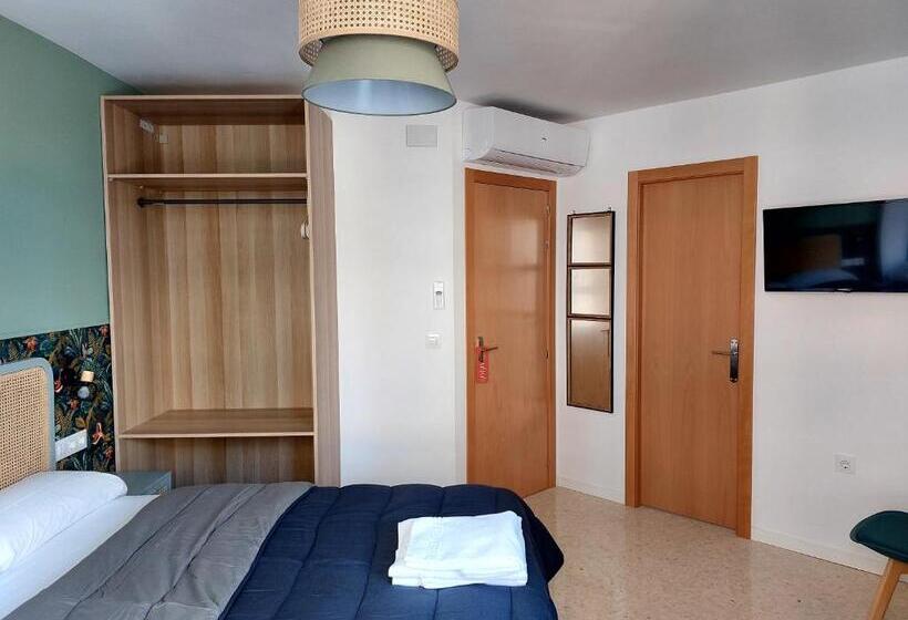 اتاق استاندارد سه نفره, Habitaciones Barra89