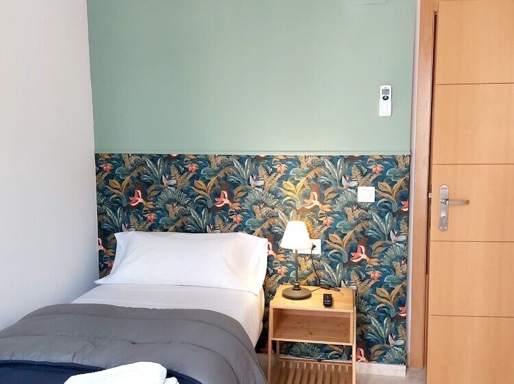 اتاق استاندارد یک تخته با سرویس بهداشتی مشترک, Habitaciones Barra89