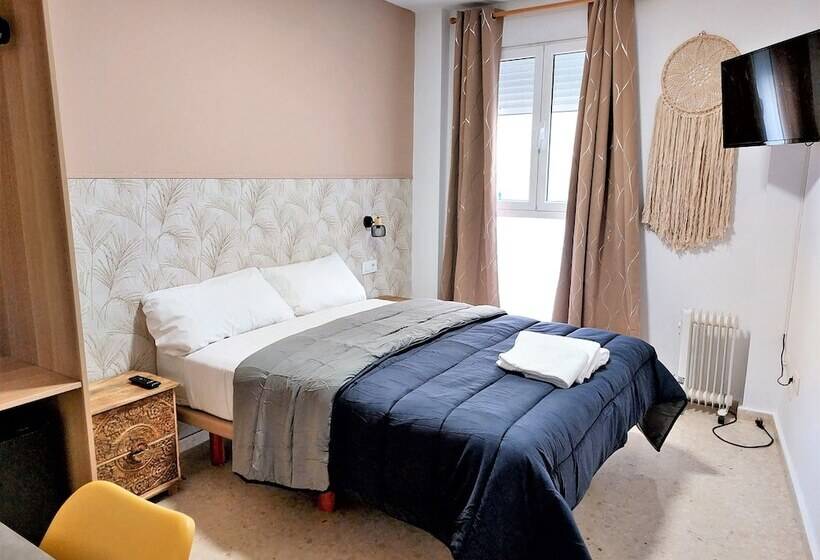 اتاق استاندارد با سرویس بهداشتی مشترک, Habitaciones Barra89