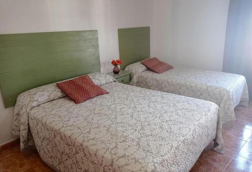 اتاق استاندارد, Hostal Buena Vista