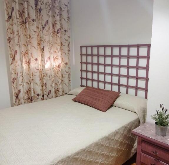 اتاق استاندارد, Hostal Buena Vista