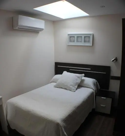 Standard Yhden Hengen Huone, Hostal Extremeño
