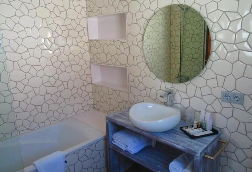 اتاق اکونومی, Mañet