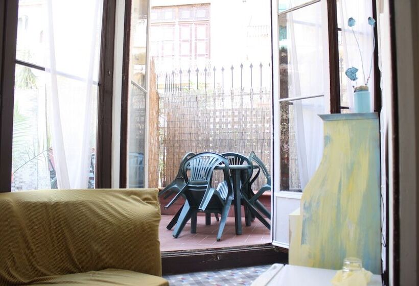Люкс, Bed & Art Barcelona