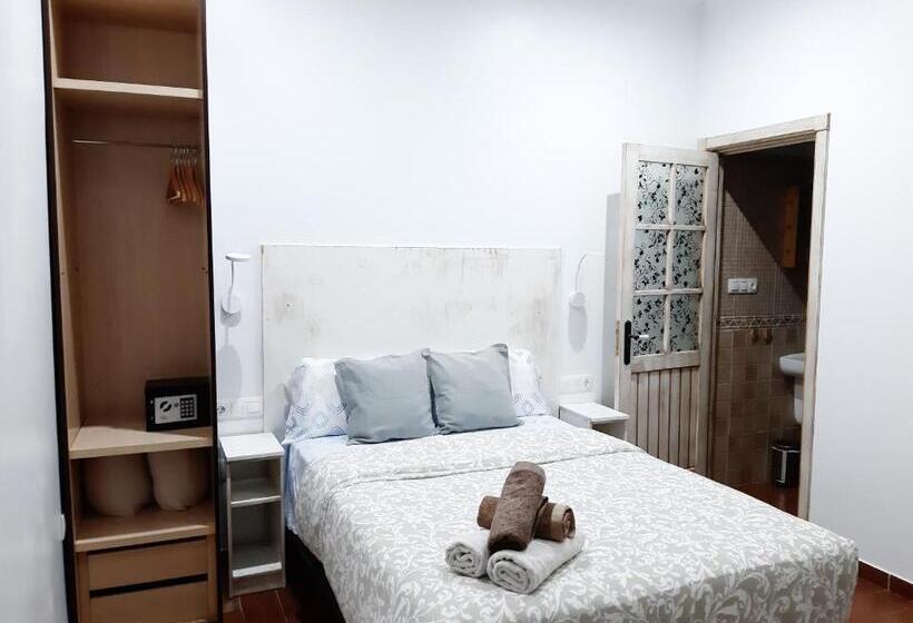 Quarto Estandar Interior, Dormir En Cádiz