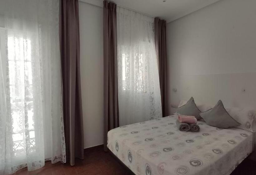 Quarto Estandar, Dormir En Cádiz