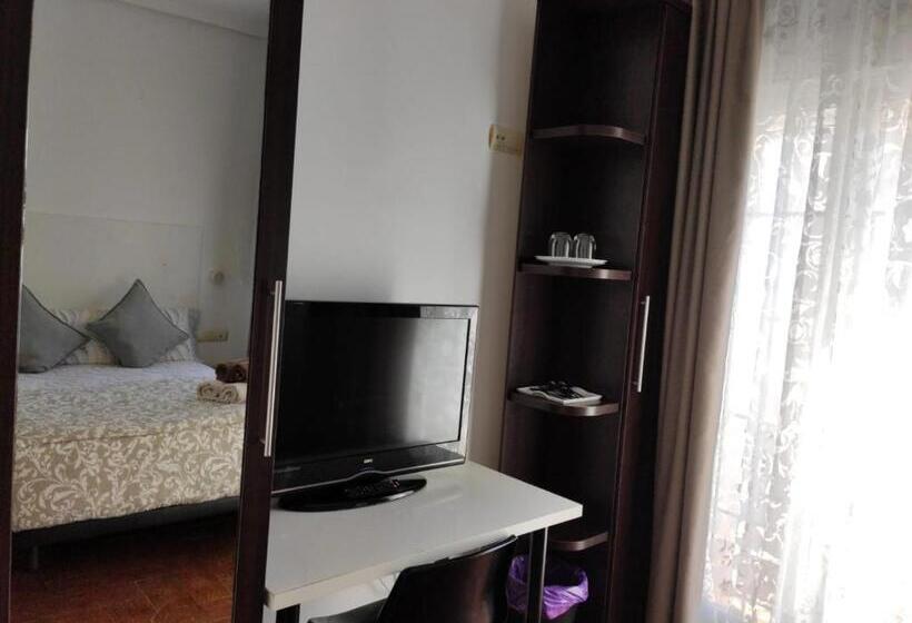 Quarto Estandar, Dormir En Cádiz