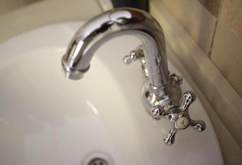 Quarto Estandar, Dormir En Cádiz