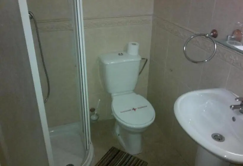 اتاق استاندارد یک نفره, Hostal El Patio