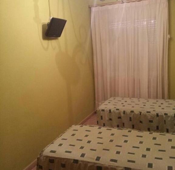 Номер Стандарт Индивидуальный, Hostal Vaticano