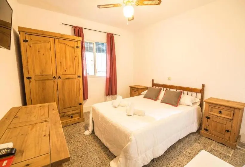 اتاق اکونومی, Pensión Riad Mediterraneo