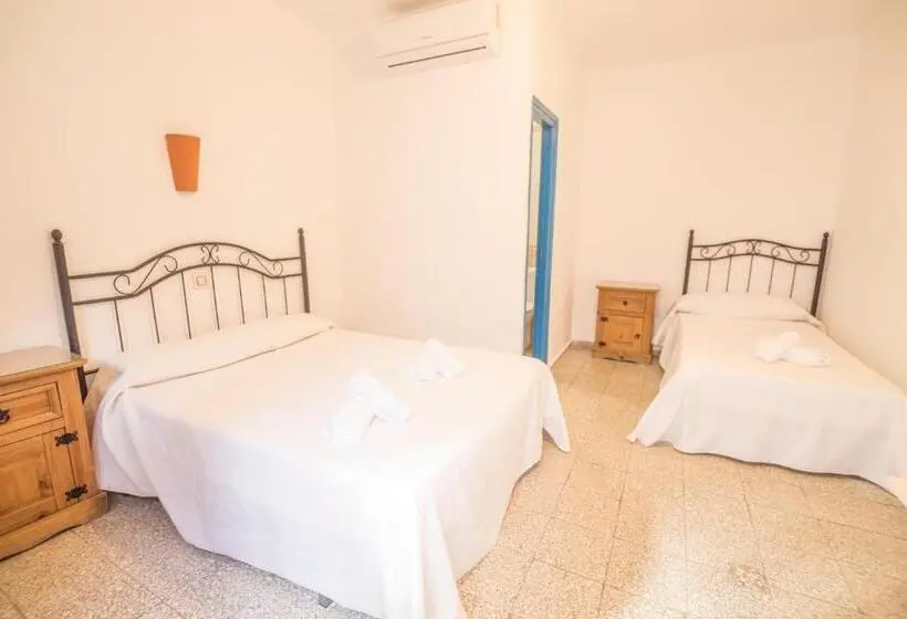 اتاق اکونومی, Pensión Riad Mediterraneo