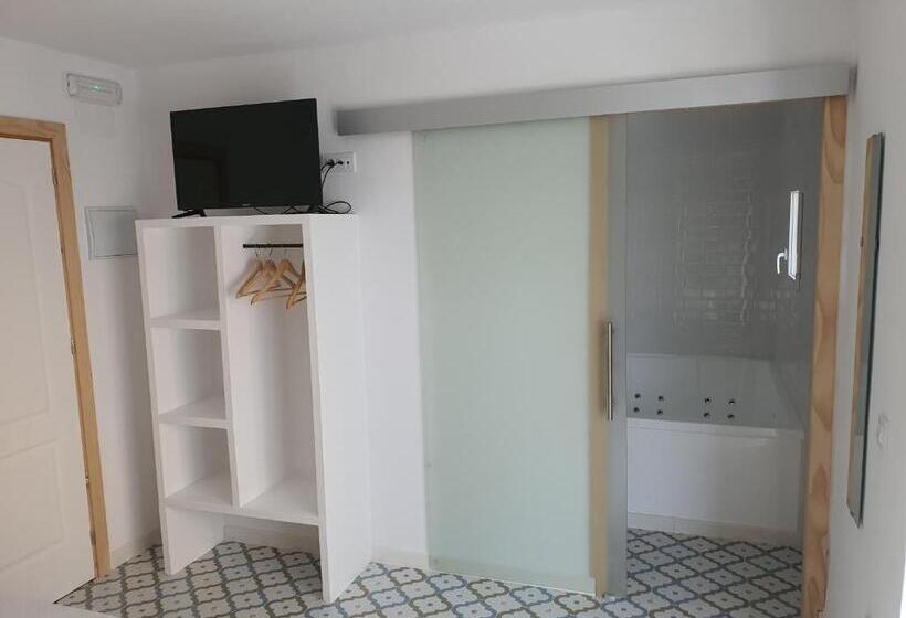 Люкс Повышенной Комфортности, Pensión Riad Mediterraneo