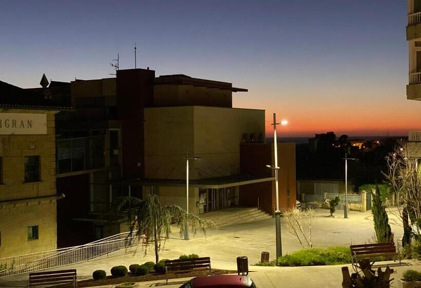 اتاق لوکس با بالکن, Pensión Venus