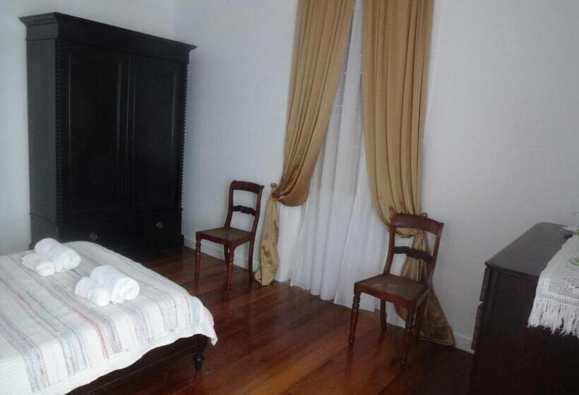 غرفة قياسية, Vila Laura